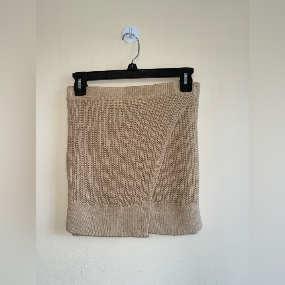 L’Academie Tazia Knit Skirt in Beige $168 Size XS - Picture 3 of 7
